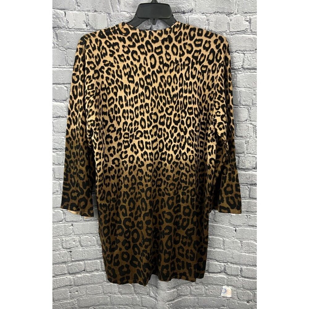 Chico's Cardigan Sweater  Size 4 US XXL Flare Sleeve Leopard Print V-neck NWT - Picture 2 of 6